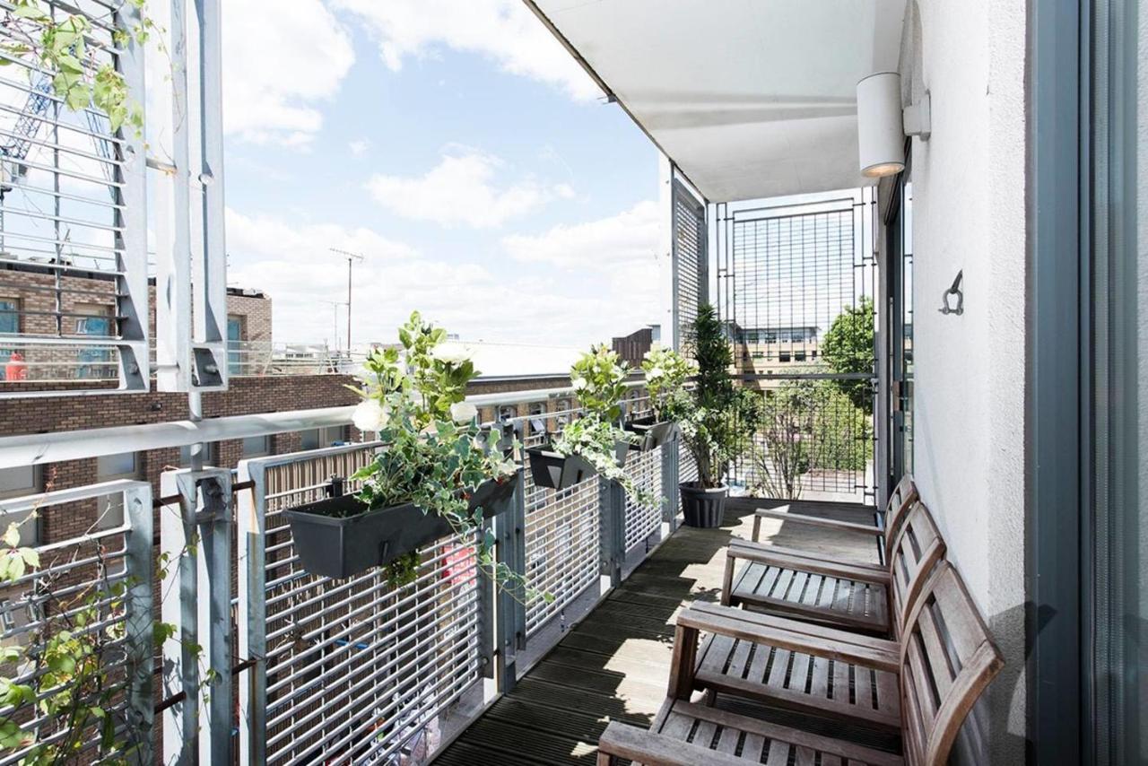 Stylish 2 Bedroom Flat With Balcony In Apartamento *