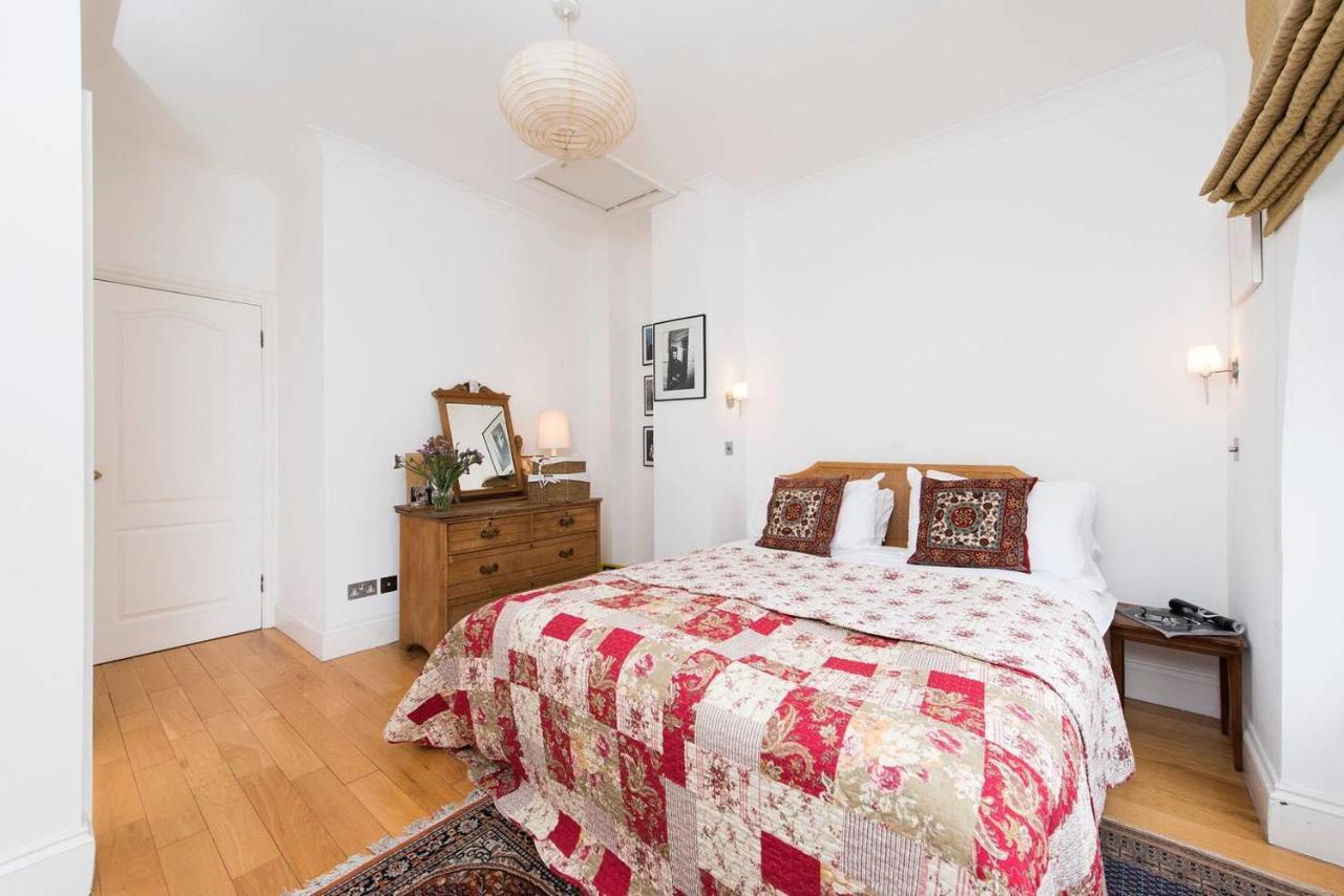 Lovely 2 Bedroom Family Near Tower Bridge Holiday home *