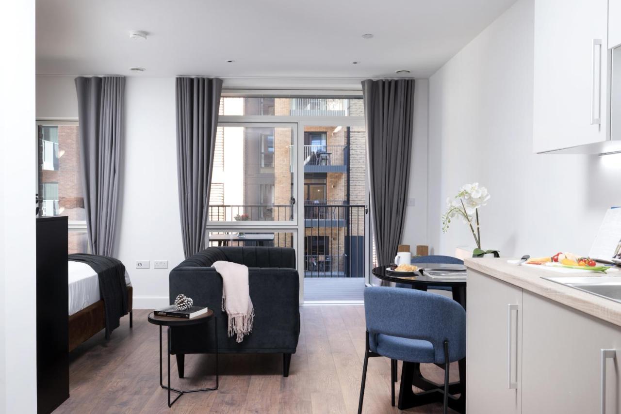 Apartment Modern And At Barking Wharf In