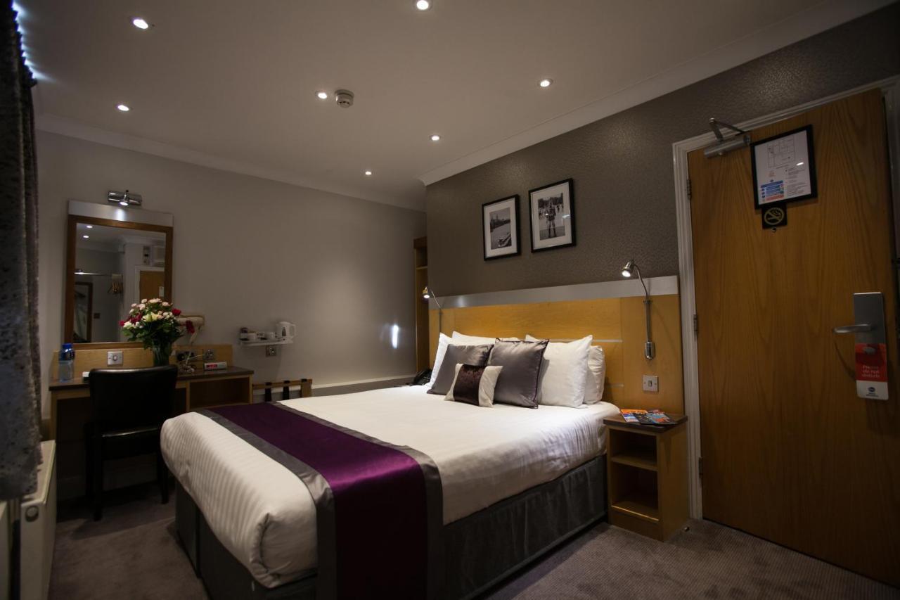 Western Chiswick Palace&suites London