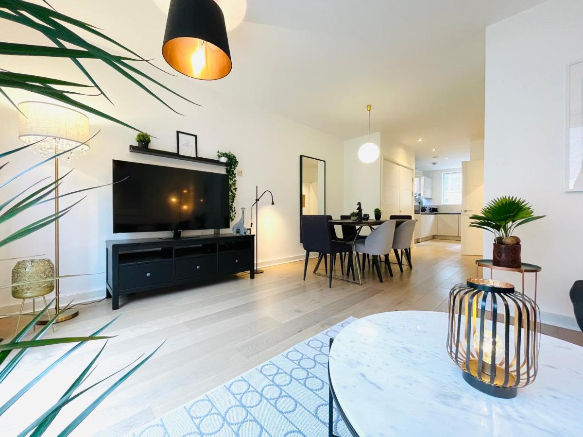 Casa de férias Olympic Family Home, With Own Garden Bliss Londres