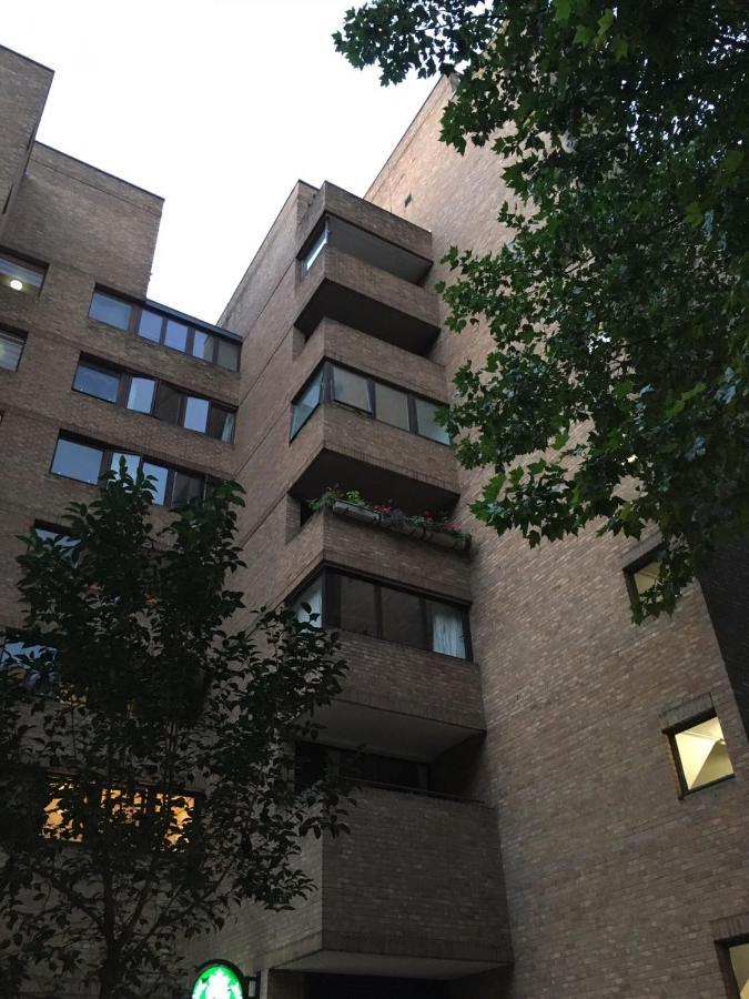Guest house In Overview Thames London