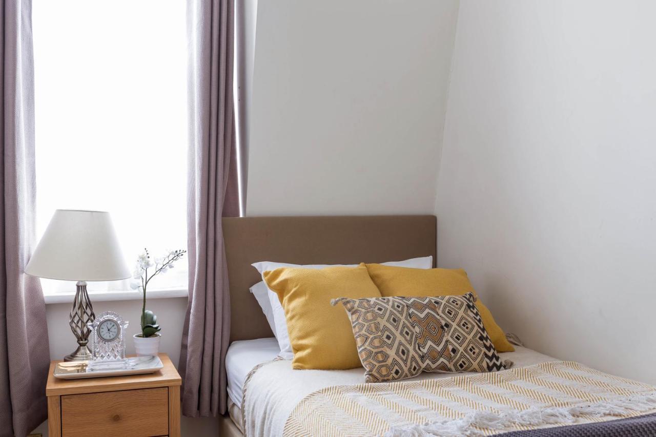 Park Lane - Clarges Street Apartment London
