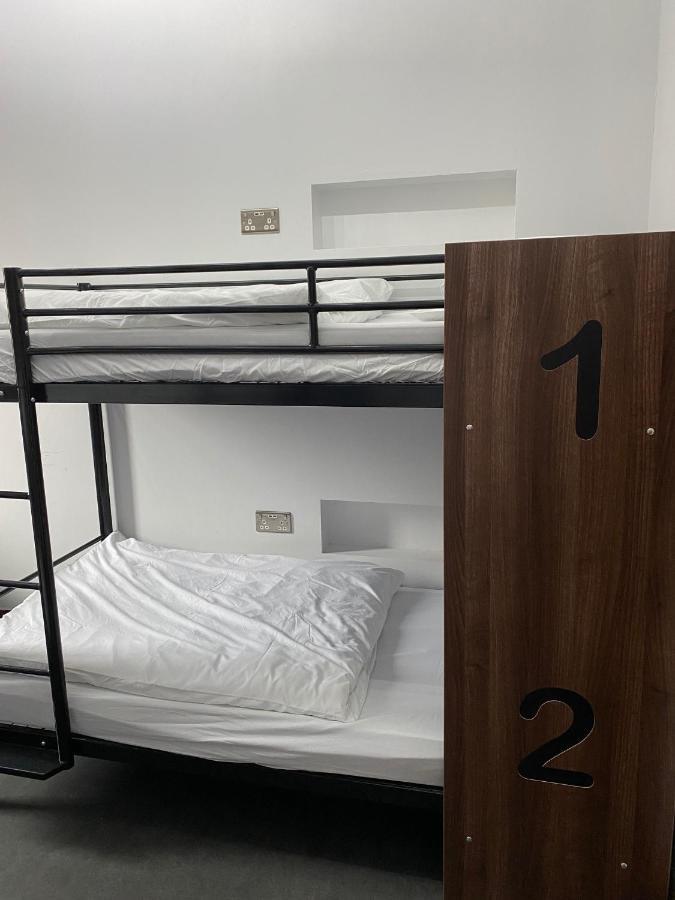 Burlington Hostel *