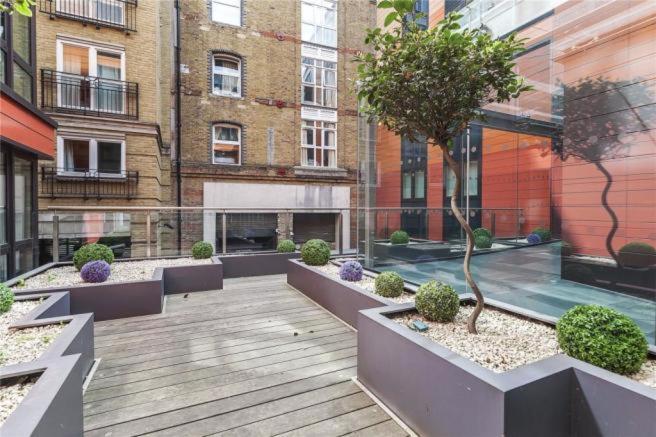 Modern In By River Thames Apartment London