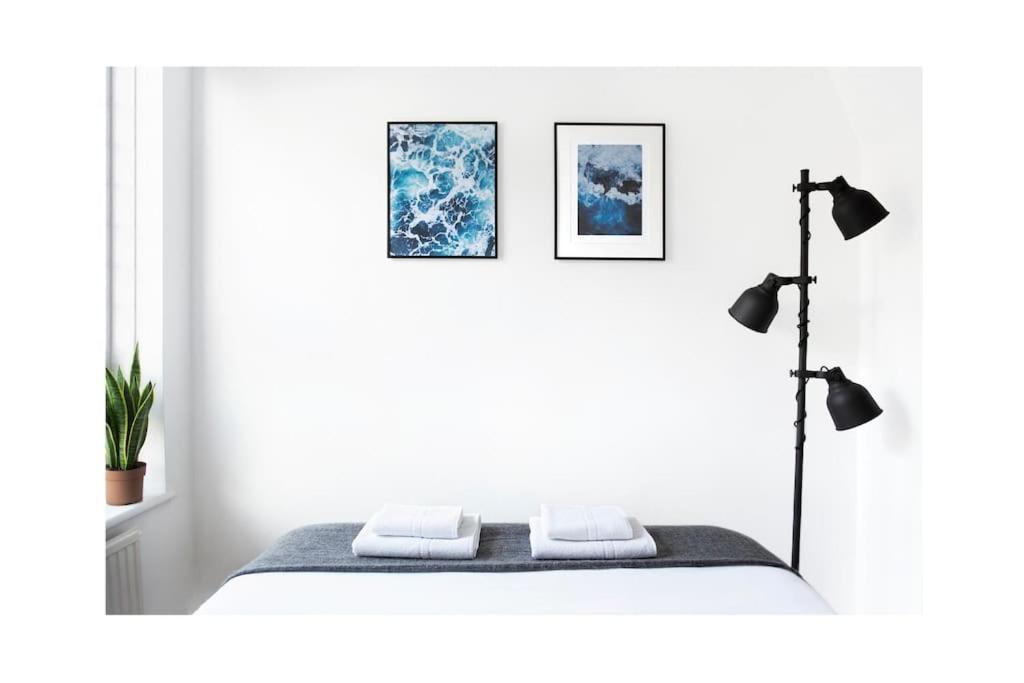 Specious 2 Bedroom Flat - Zone 1 Apartamento *