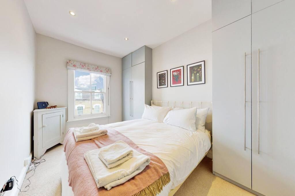Apartment Spacious 2bed Flat 7min Walk From The Tube Station *