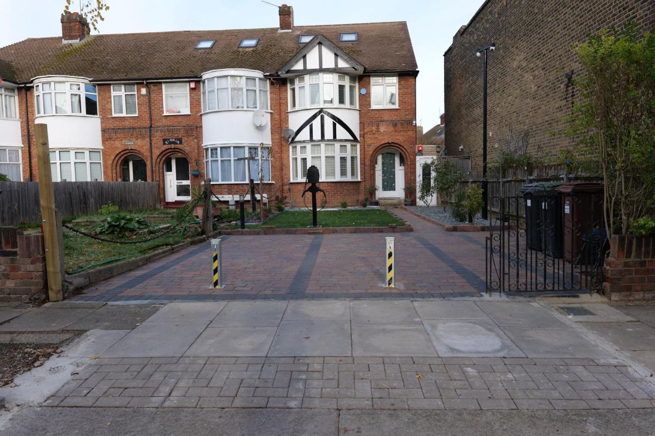 Holiday home Grenville London