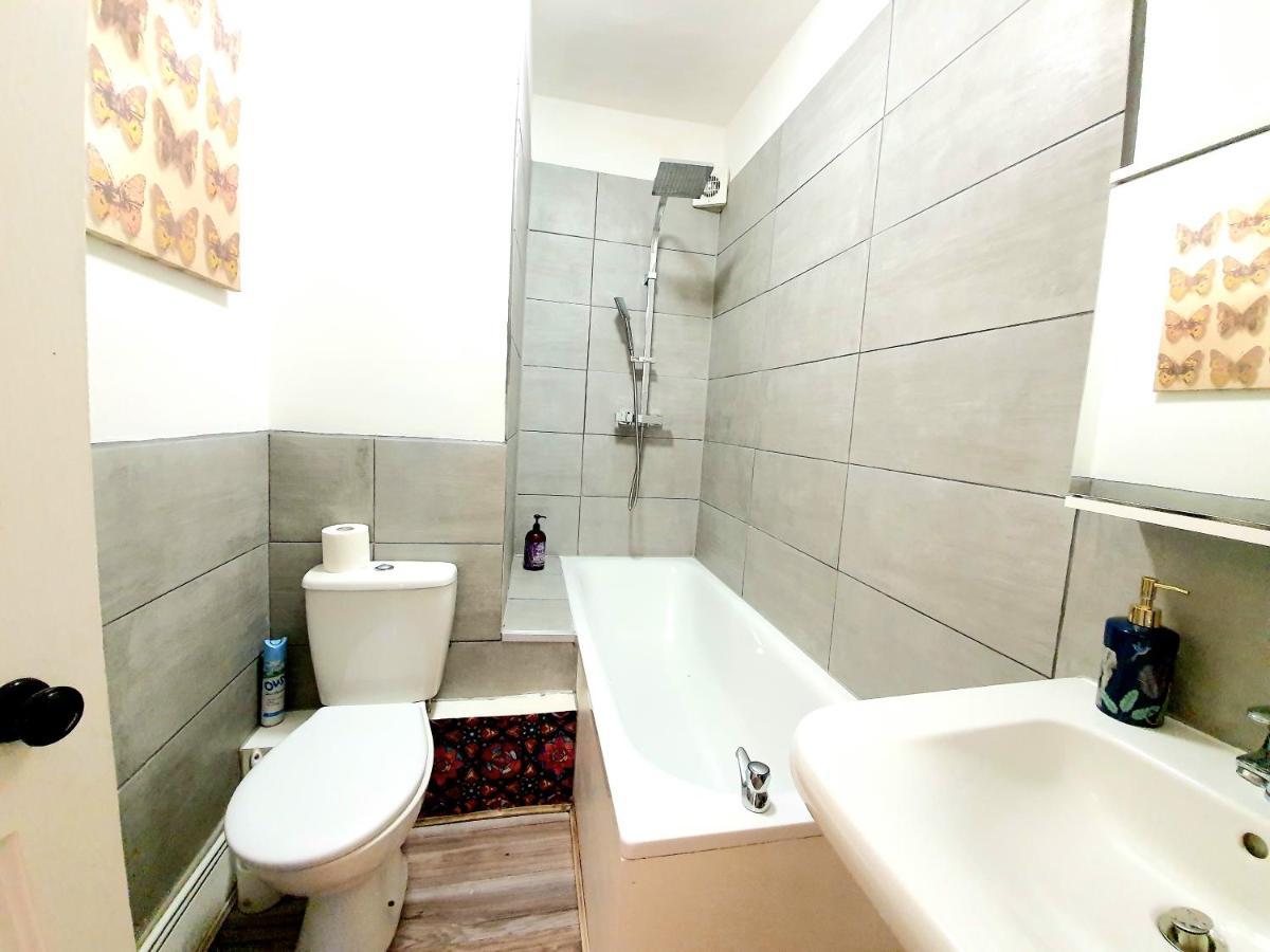 Wimbledon Ideal 1 Bedroom Ground Floor With Garden
