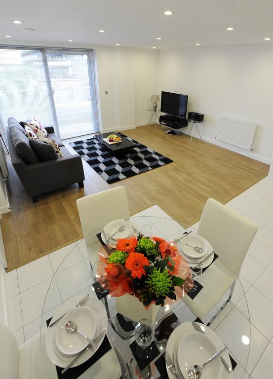Apartment Apple Apartments Limehouse Basin London