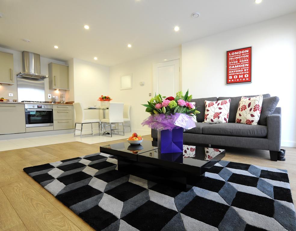 Apartment Apple Apartments Limehouse Basin London