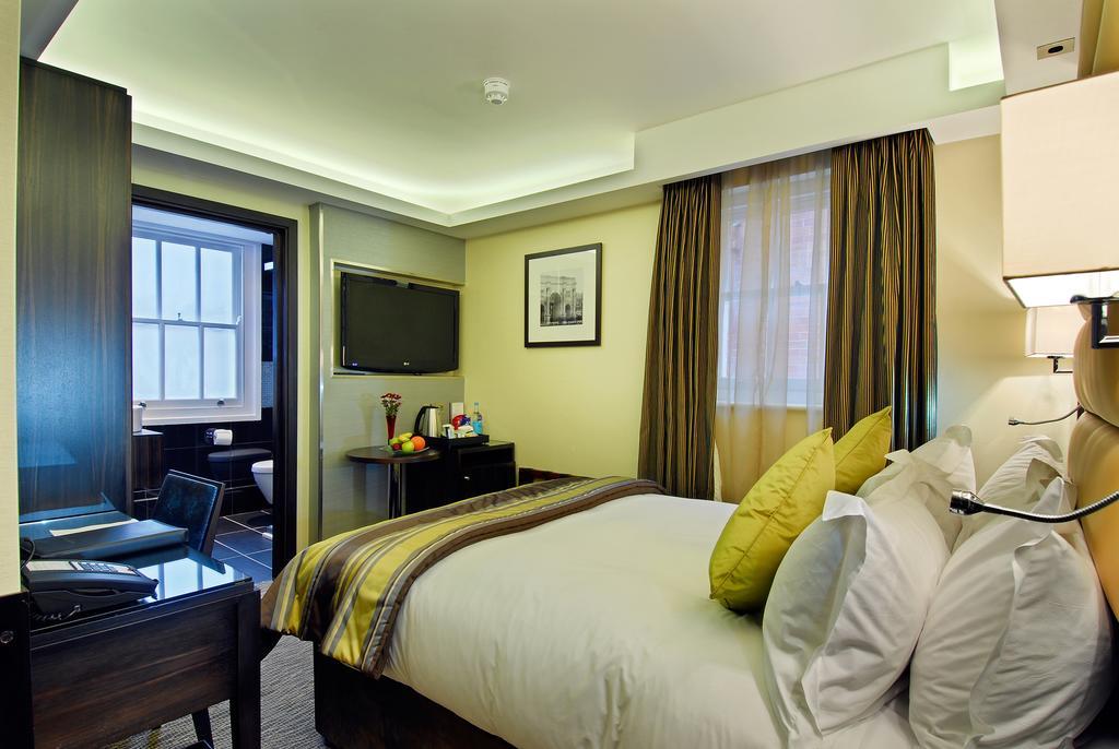 Park Grand Mayfair Hotel London