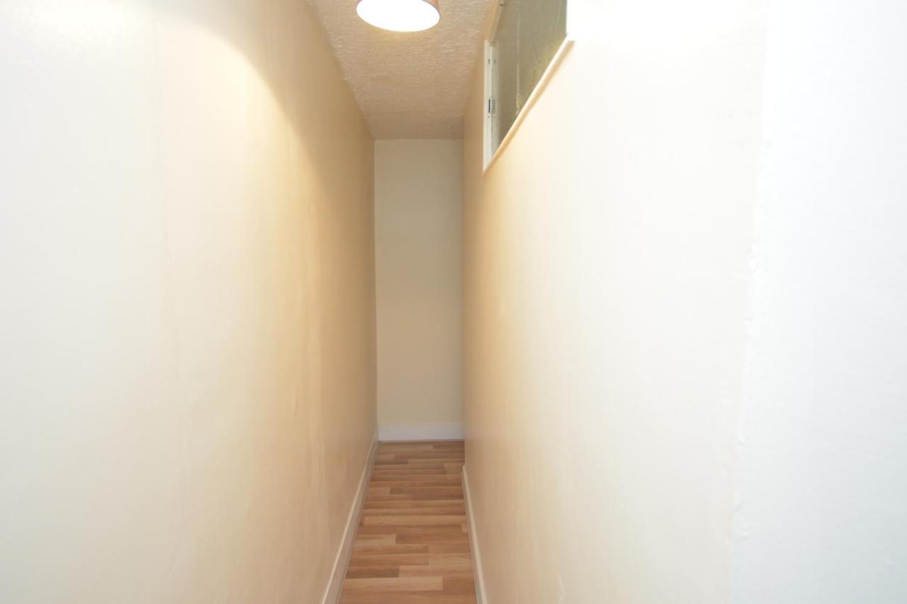 Cheerful 4 Bedroom House In Greater Casa de férias *