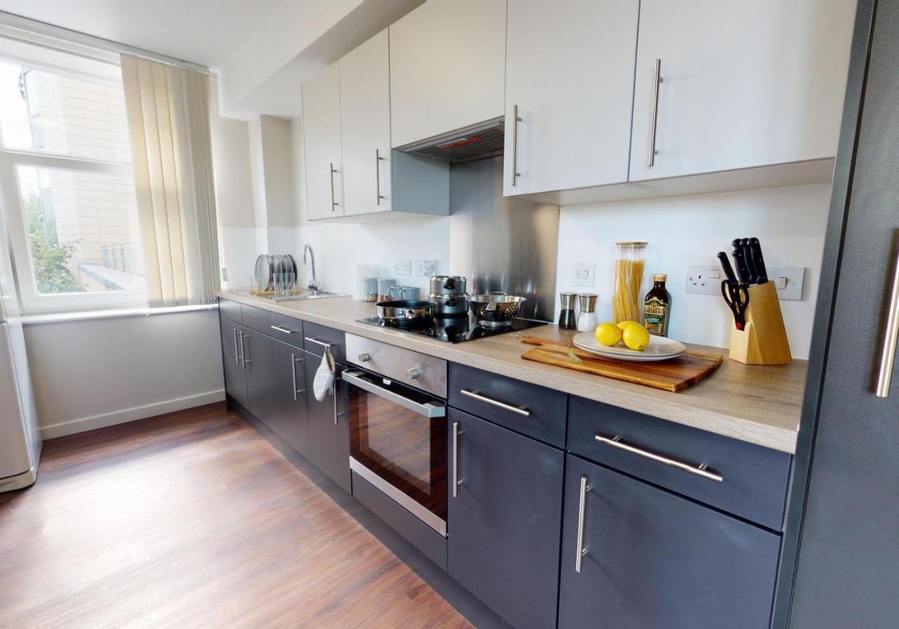 Private Bedrooms With Shared Kitchen And At Iq Tufnell House In * Londres