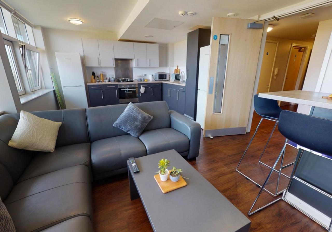 Private Bedrooms With Shared Kitchen And At Iq Tufnell House In Londres