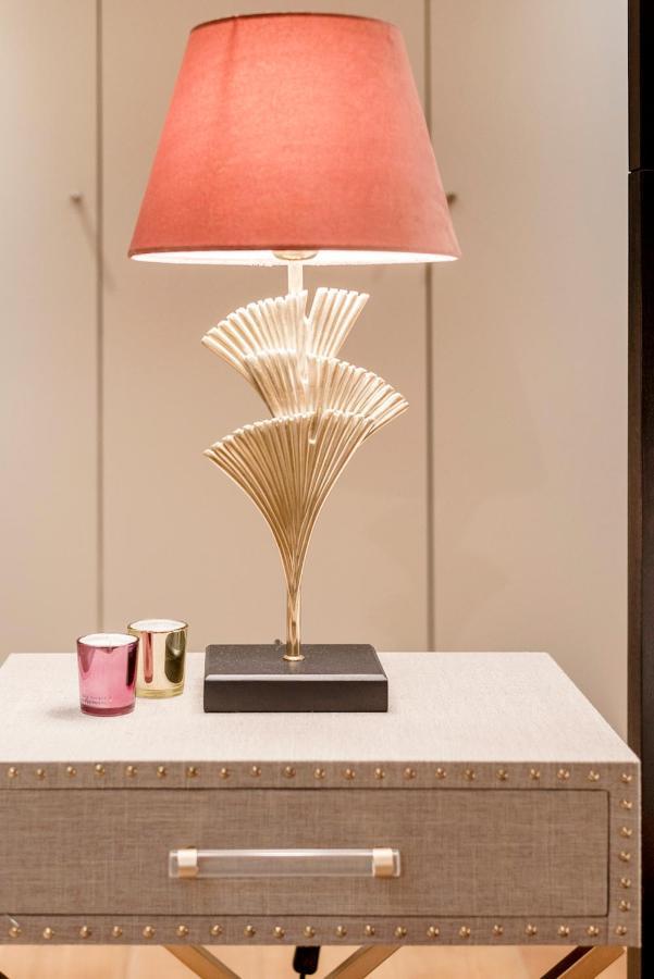 Off The Shard Xxl Design Family House With Garden London