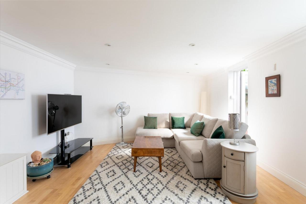 Duke Of Clarence Duplex Apartment London