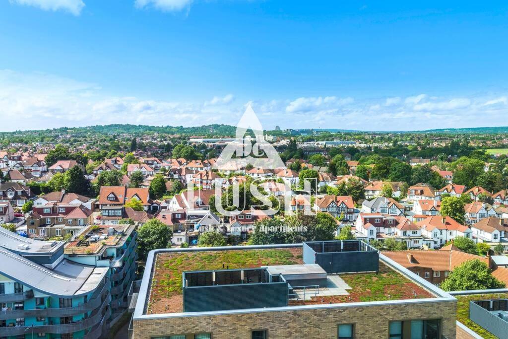 Apartment Modern, Stylish Penthouse Next To Wembley Stadium! London