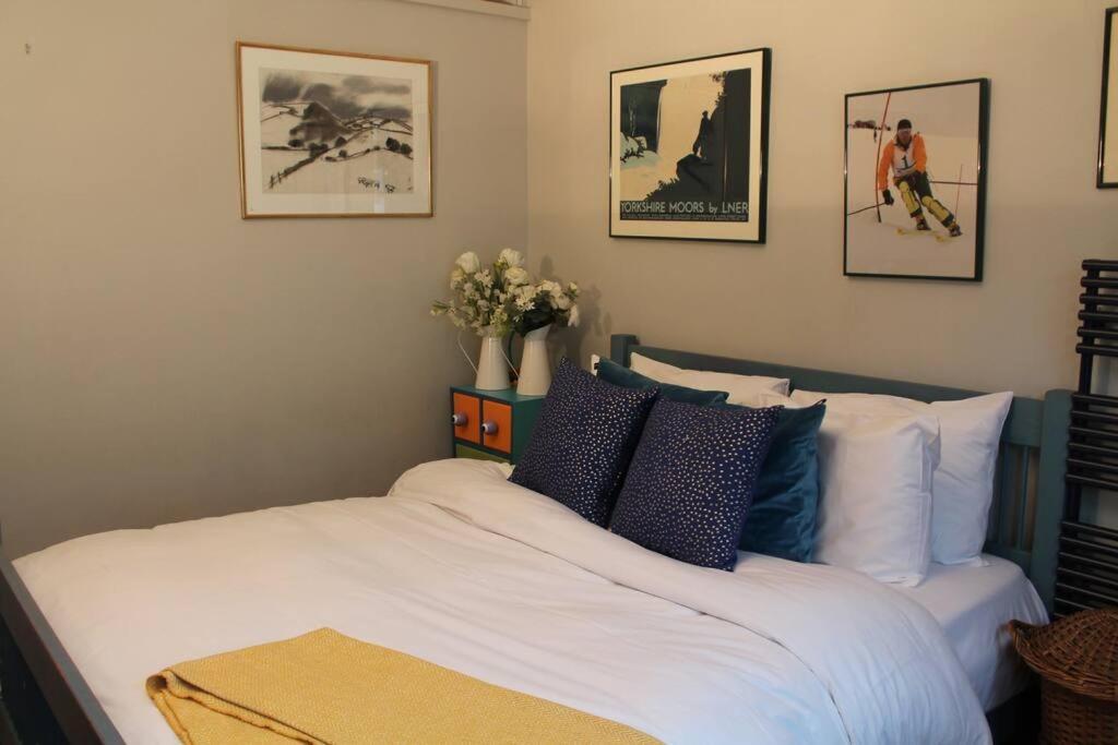 Artistic And Soulful Carnaby Street Movie Pad Apartment