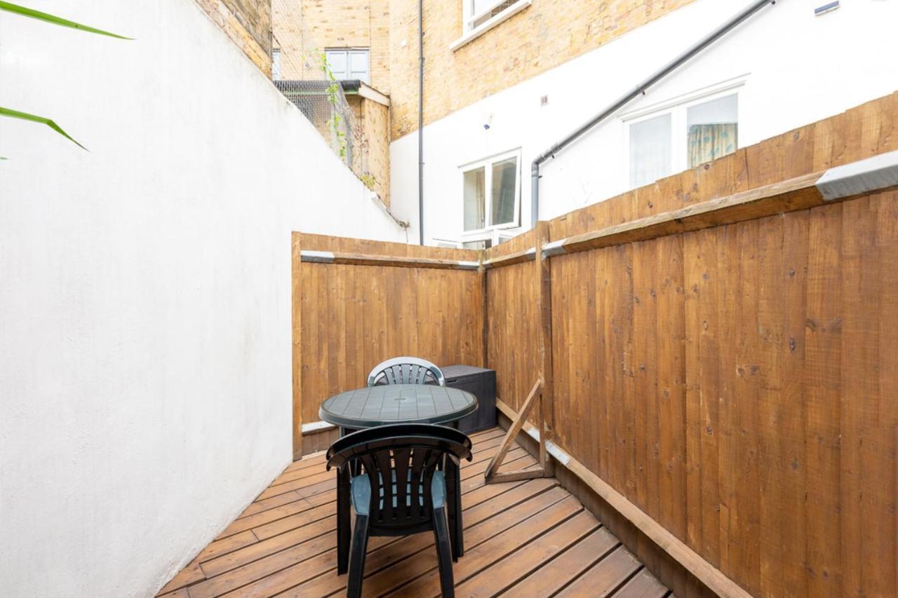 Apartment Duke Of Clarence Duplex London