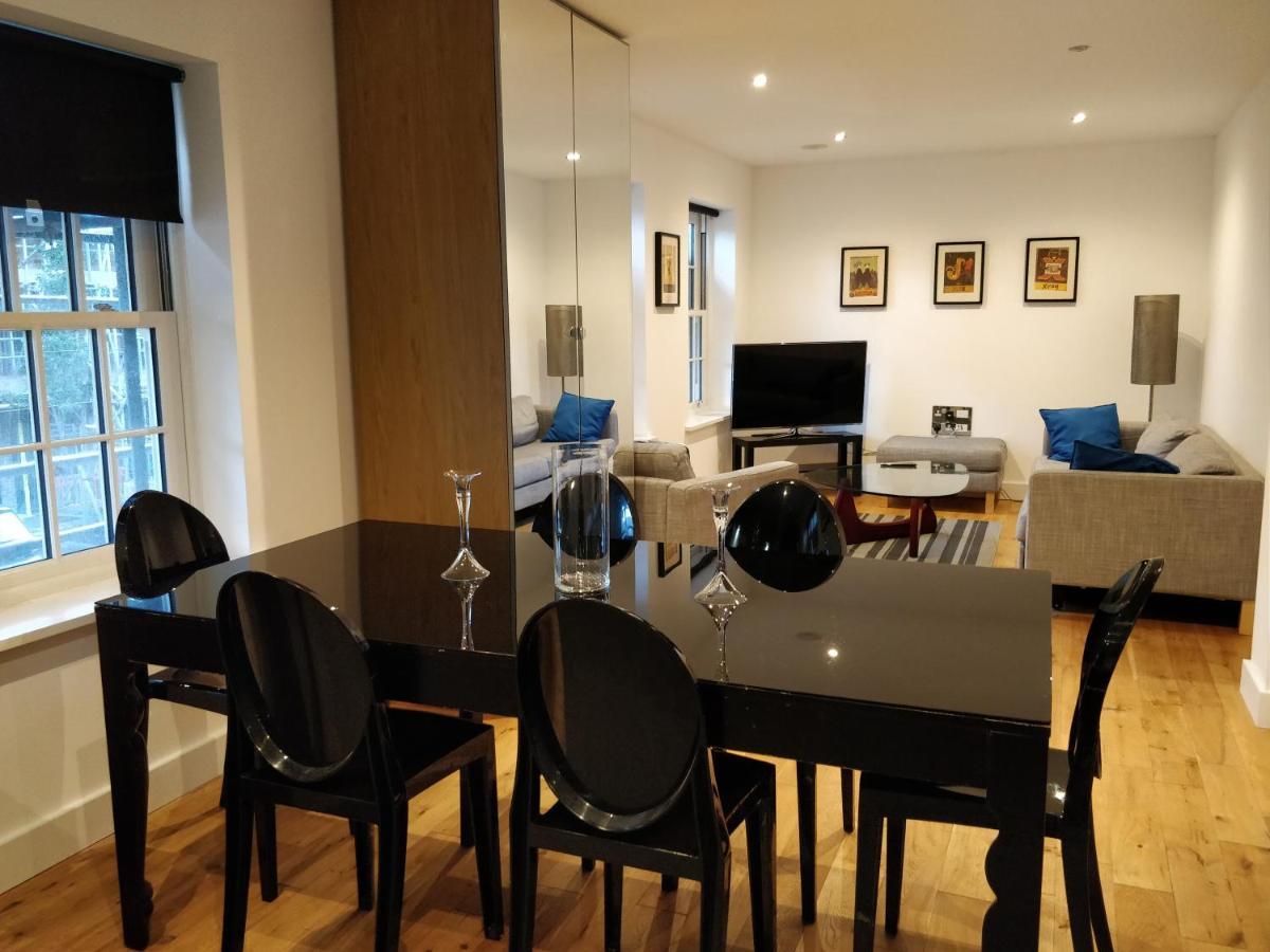 Ellis Terrace * London