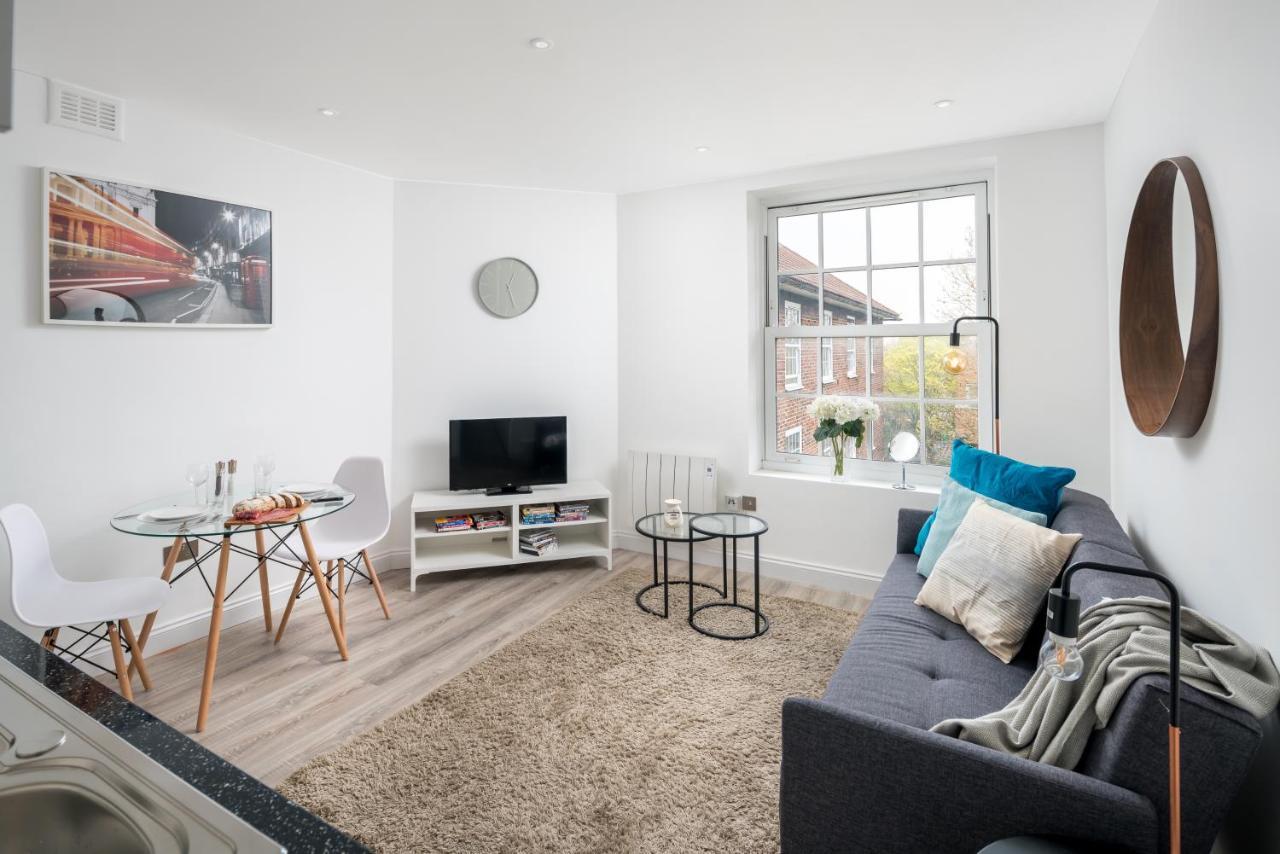Skyline Serviced - Seldon Apartment