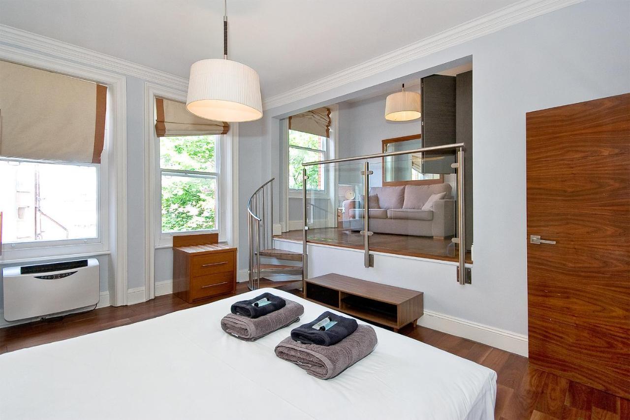 Sloane Square Apartment