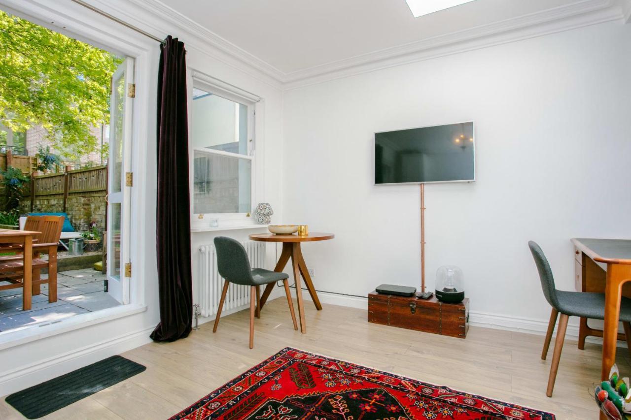 Apartment Modern Garden Camden