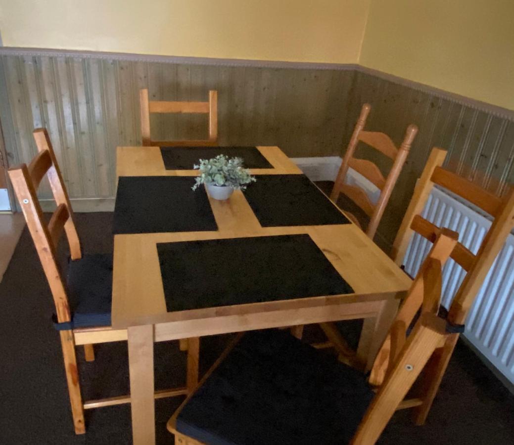 Excel 5min Custom House Station Parking Wifi Sleeps 6 Apartment