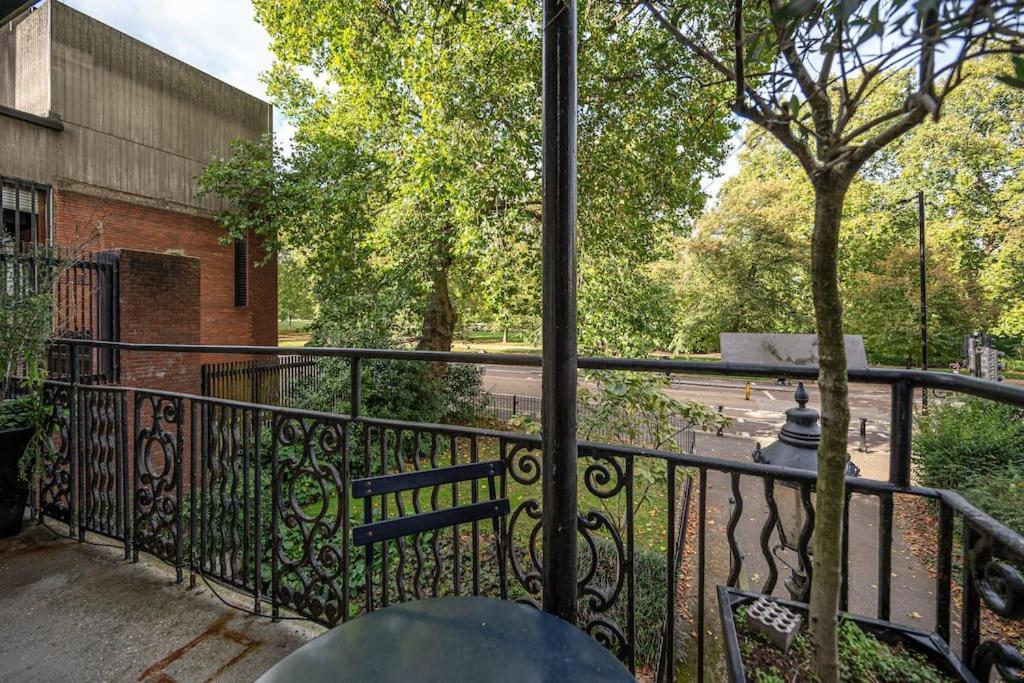 Apartment Knightsbridge Luxury 4 Bedroom En London