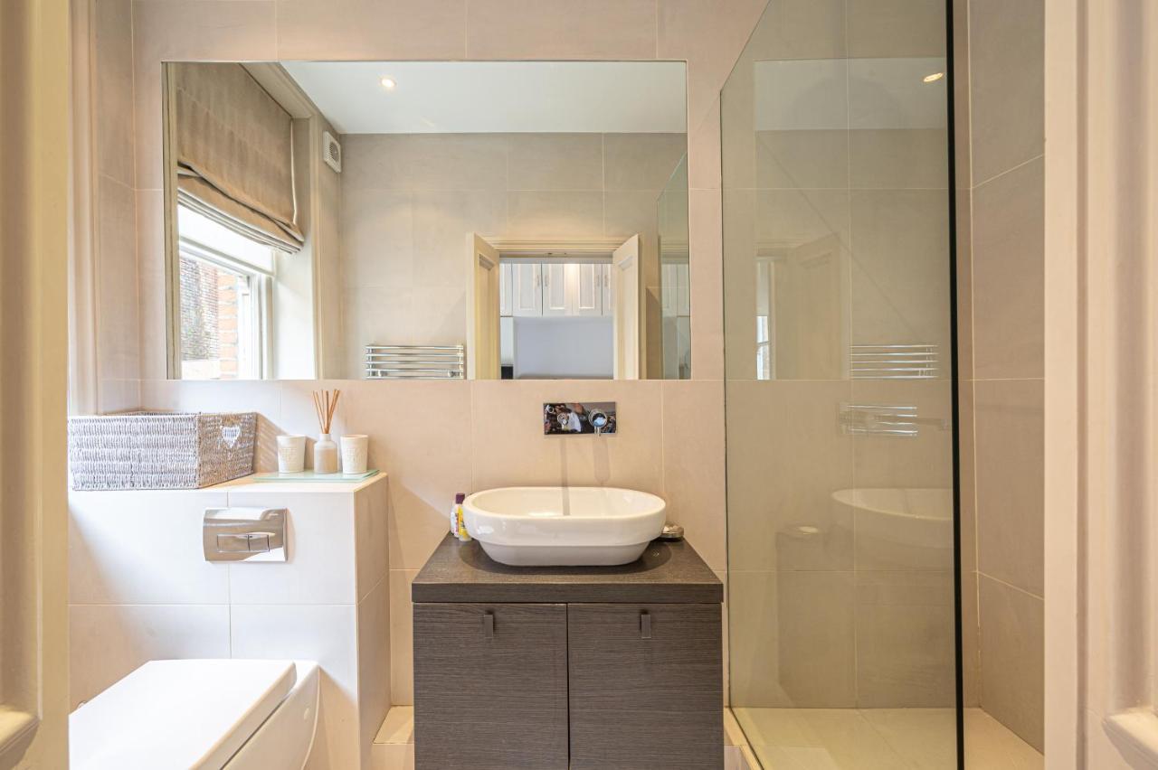 Knightsbridge Luxury 4 Bedroom En * London
