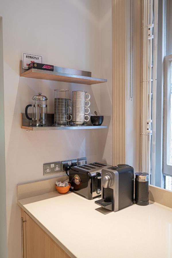 Apartment Knightsbridge Luxury 4 Bedroom En *