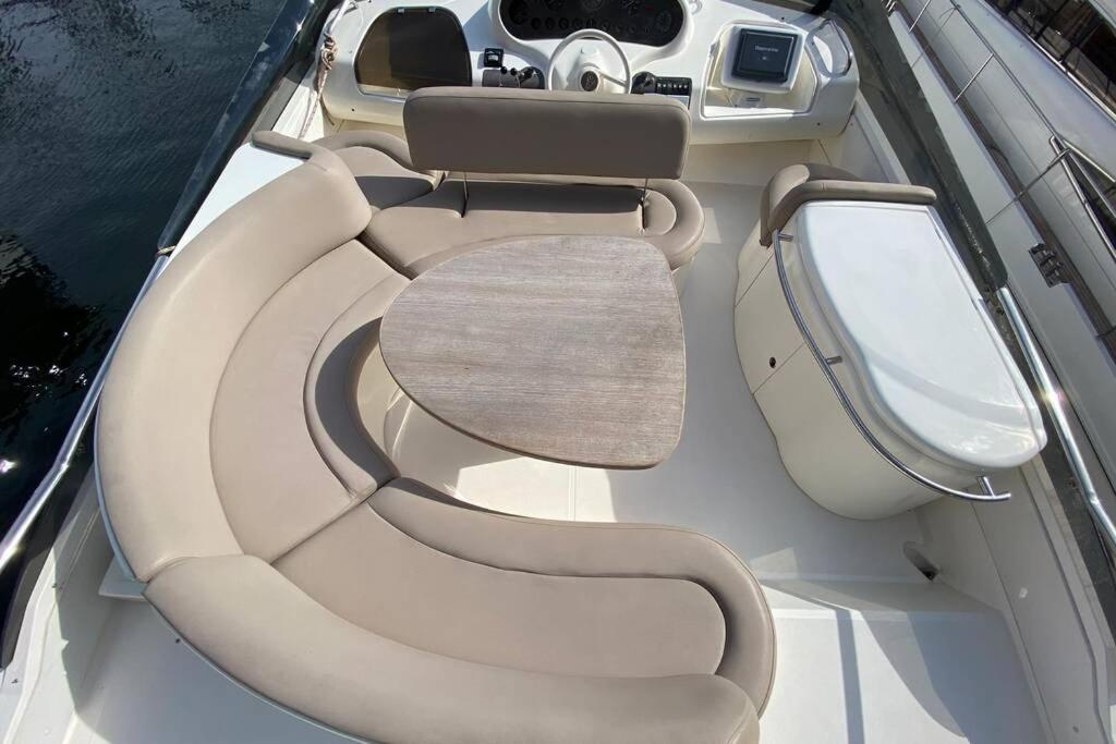 Italian Superyacht Bianca Lucida Apartamento