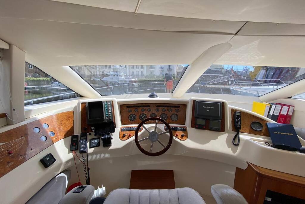 Italian Superyacht Bianca Lucida Apartamento