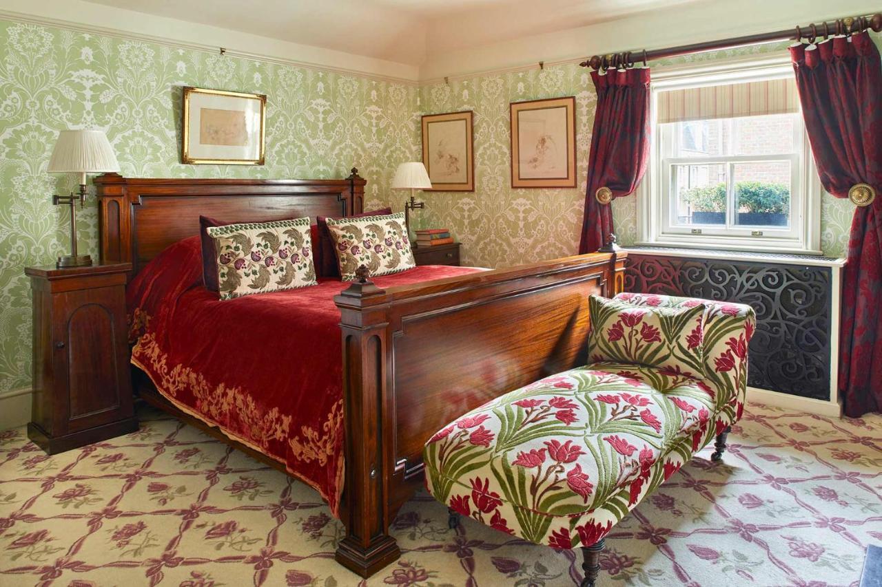House - Private Member's Club Hotel