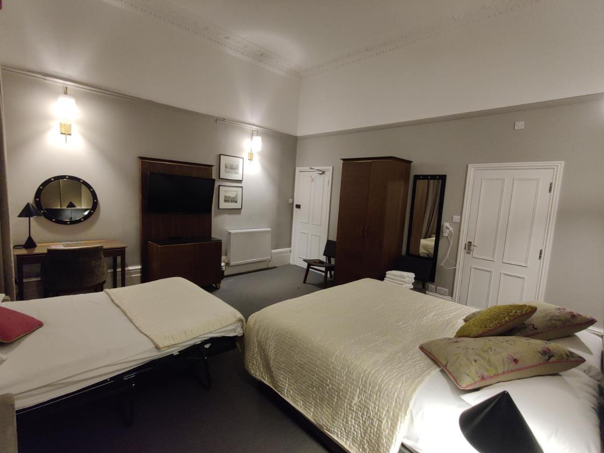 Blue Bells Hotel London