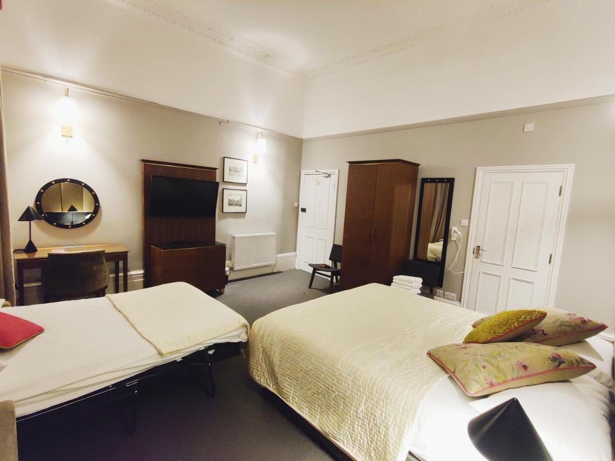 Blue Bells Hotel London