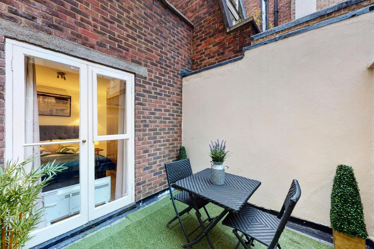 Park Lane - Clarges Street Apartment
