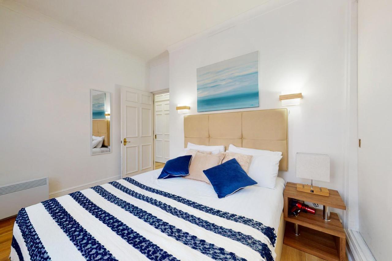 Park Lane - Clarges Street Apartment London