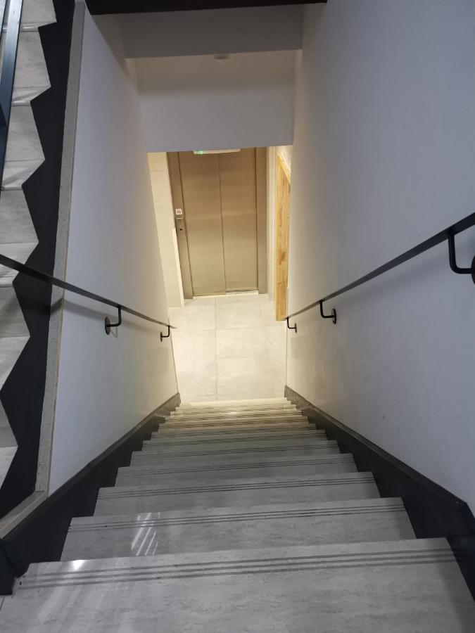 Apartment Ambar Jadwin Marahanata *