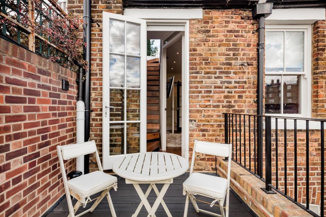 Apartment Superb 3 Bed/bath Luxury + Ibiza Roof Terrace London