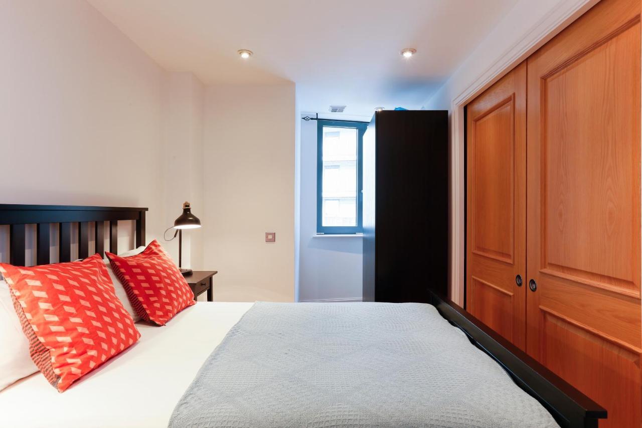 Apartment Saint Paul's
