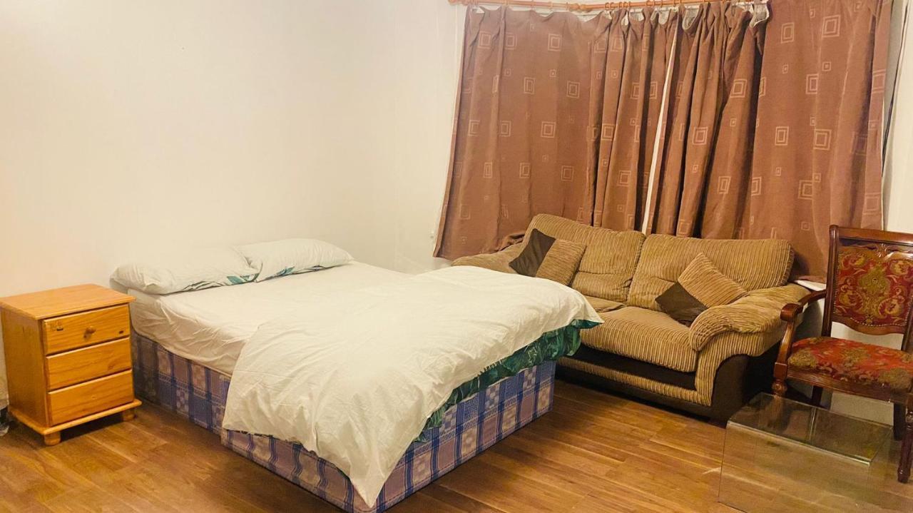 Double Room London Wembley For Rent * London