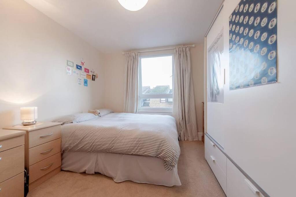 Apartamento Spacious Two Double Bedroom Flat Londres