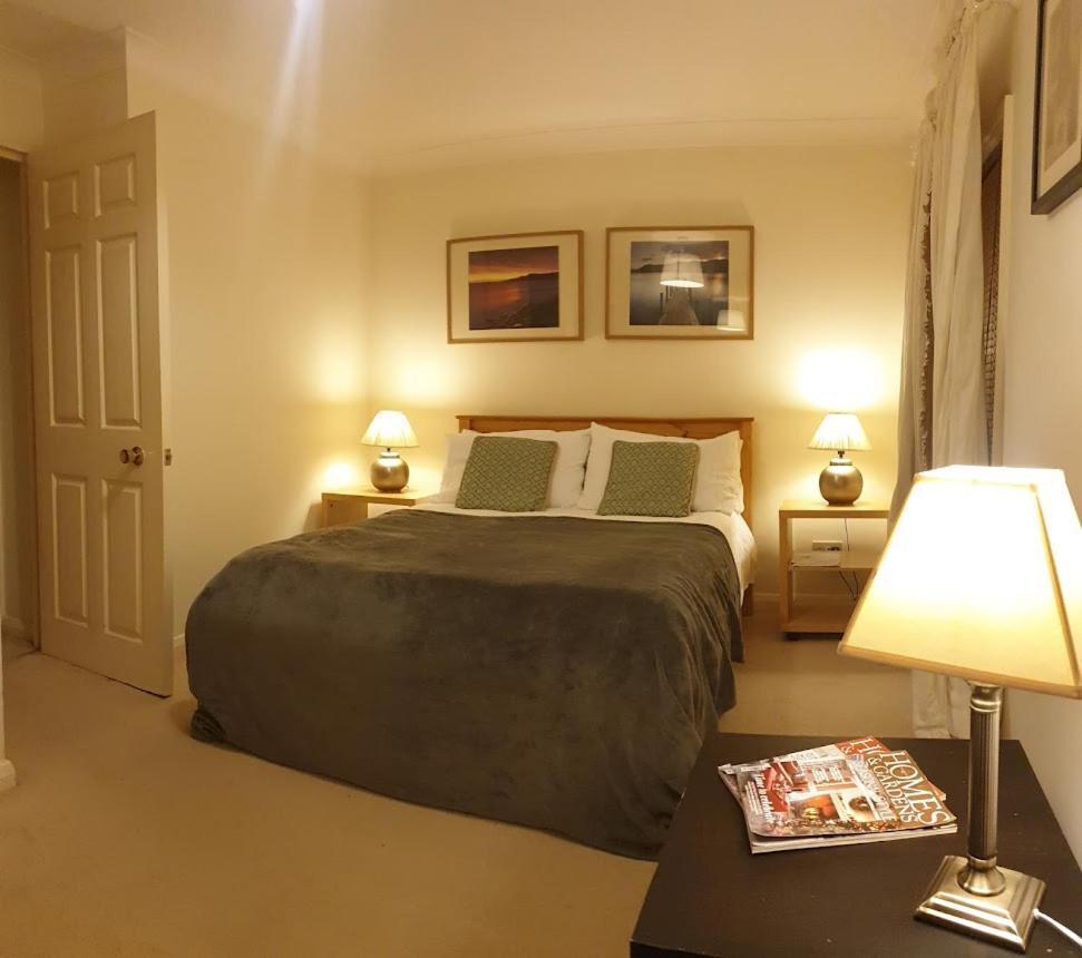 Double With Bathroom In - Vauxhall Homestay