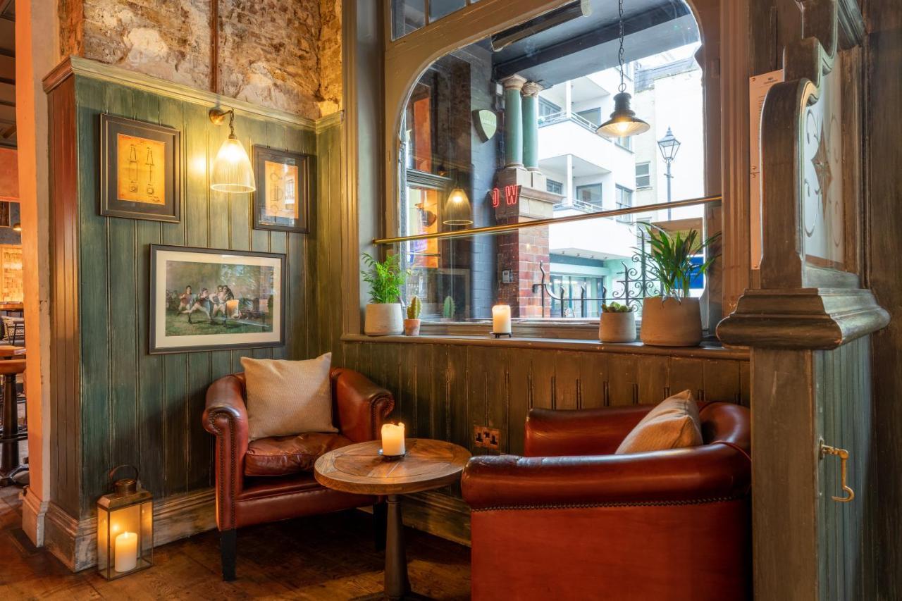 The Wolfpack Inn *
