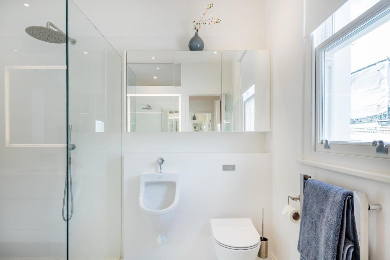 Apartment Superb 3 Bed/bath Luxury + Ibiza Roof Terrace