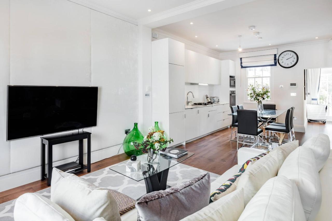 Apartment Superb 3 Bed/bath Luxury + Ibiza Roof Terrace