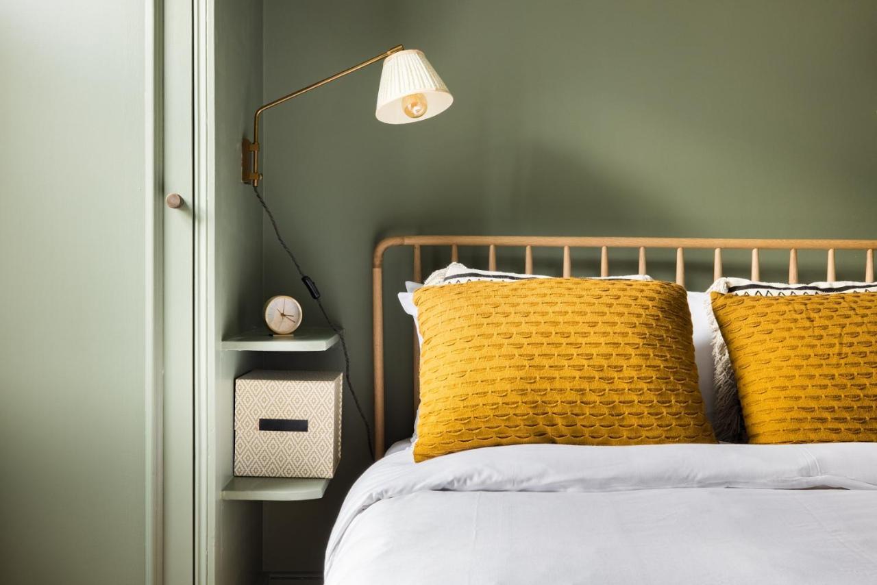 The Chelsea Corner - Stylish 2bdr With Rooftop Terrace Apartment *