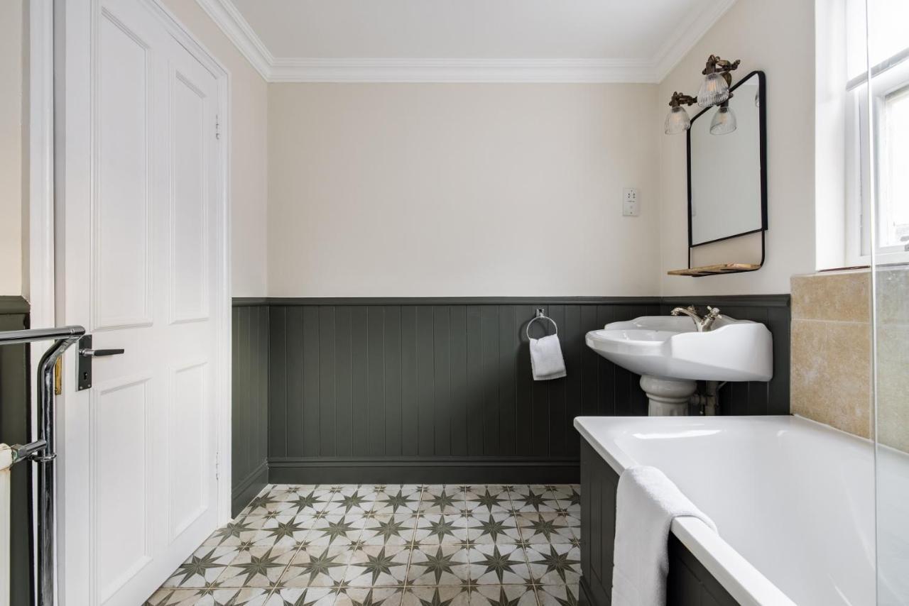 Apartment The Chelsea Corner - Stylish 2bdr With Rooftop Terrace